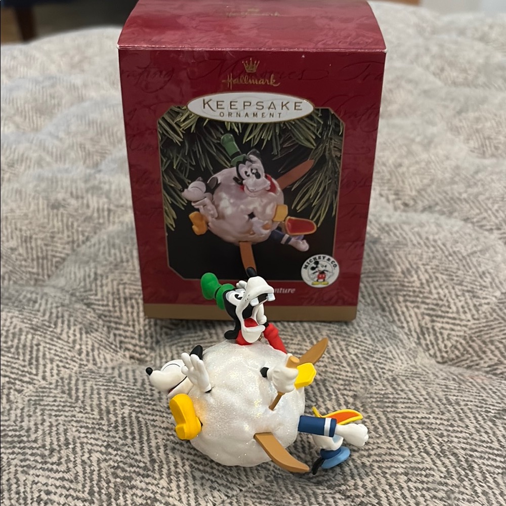 1997 Hallmark Christmas ornament featuring Goody’s Ski Adventure